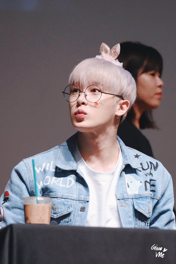 얘 어제 태어난거같아 | 인스티즈