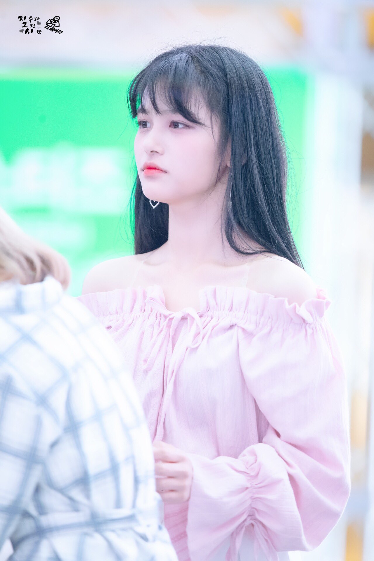 버스터즈 지수 진짜 예쁘다... | 인스티즈