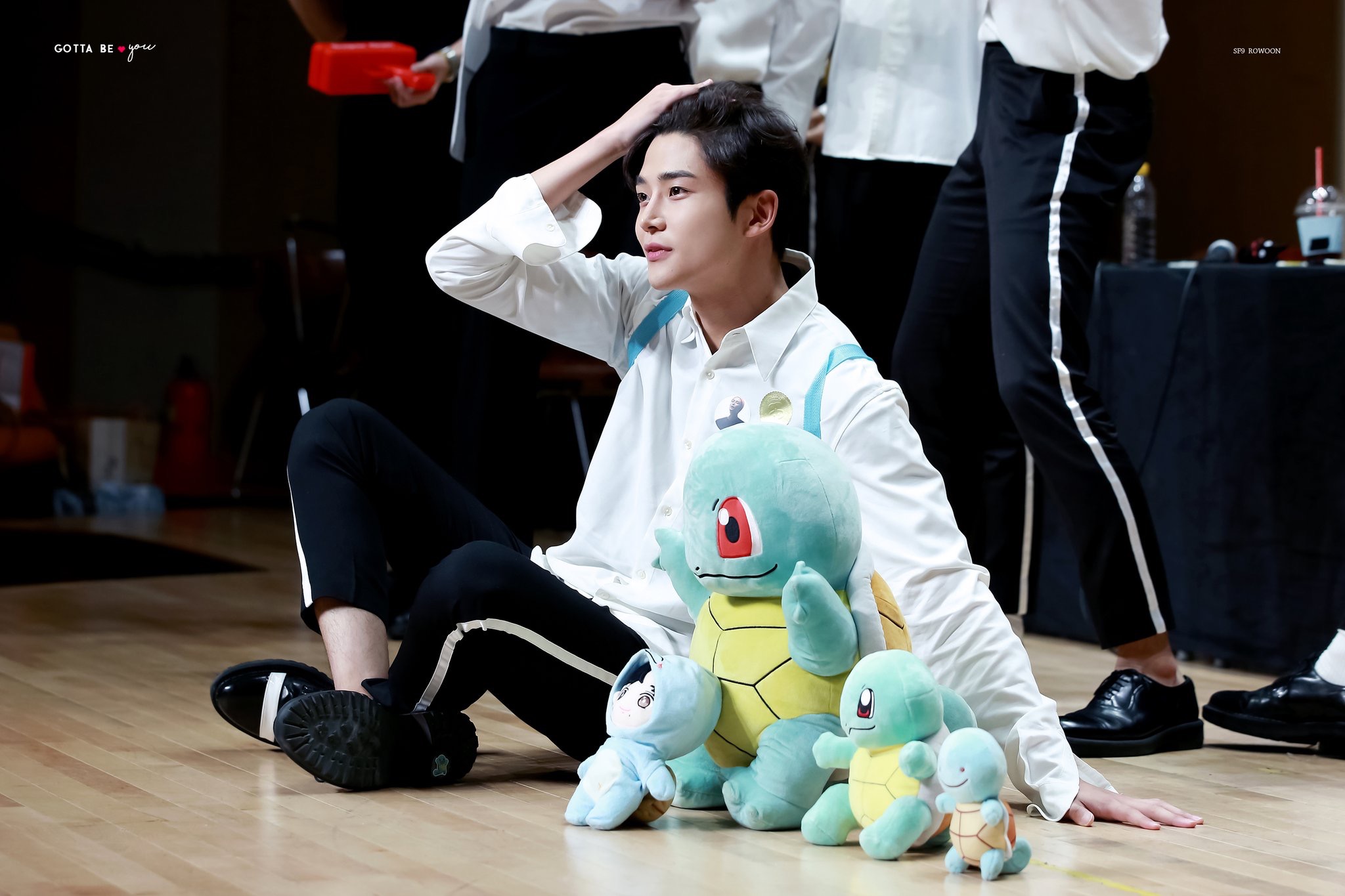 키 큰 애가 귀여우면 진짜 덕후들은 죽어나는 거야 | 인스티즈