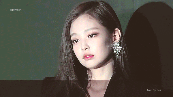 제니 생로랑도 잘어울리지않아? | 인스티즈