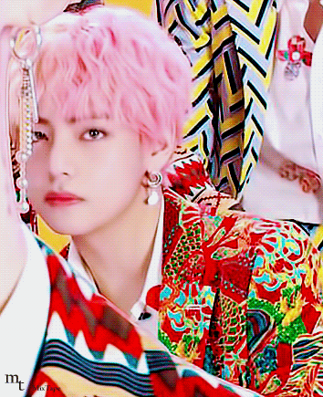 뷔 진짜 얼굴 대박이다 | 인스티즈