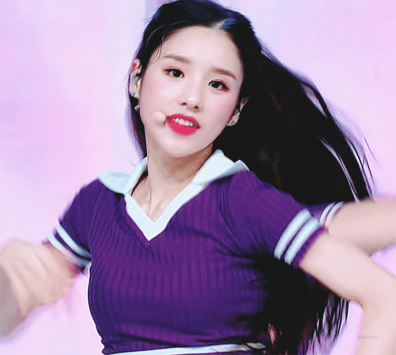 이달소 희진 진짜 내 평소 얼굴 취향이랑 거리 멀거든 | 인스티즈