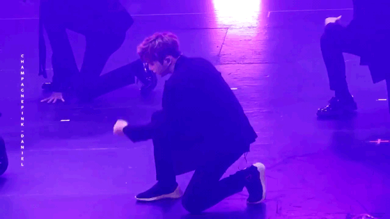 강다니엘 웨이브 모음.... | 인스티즈