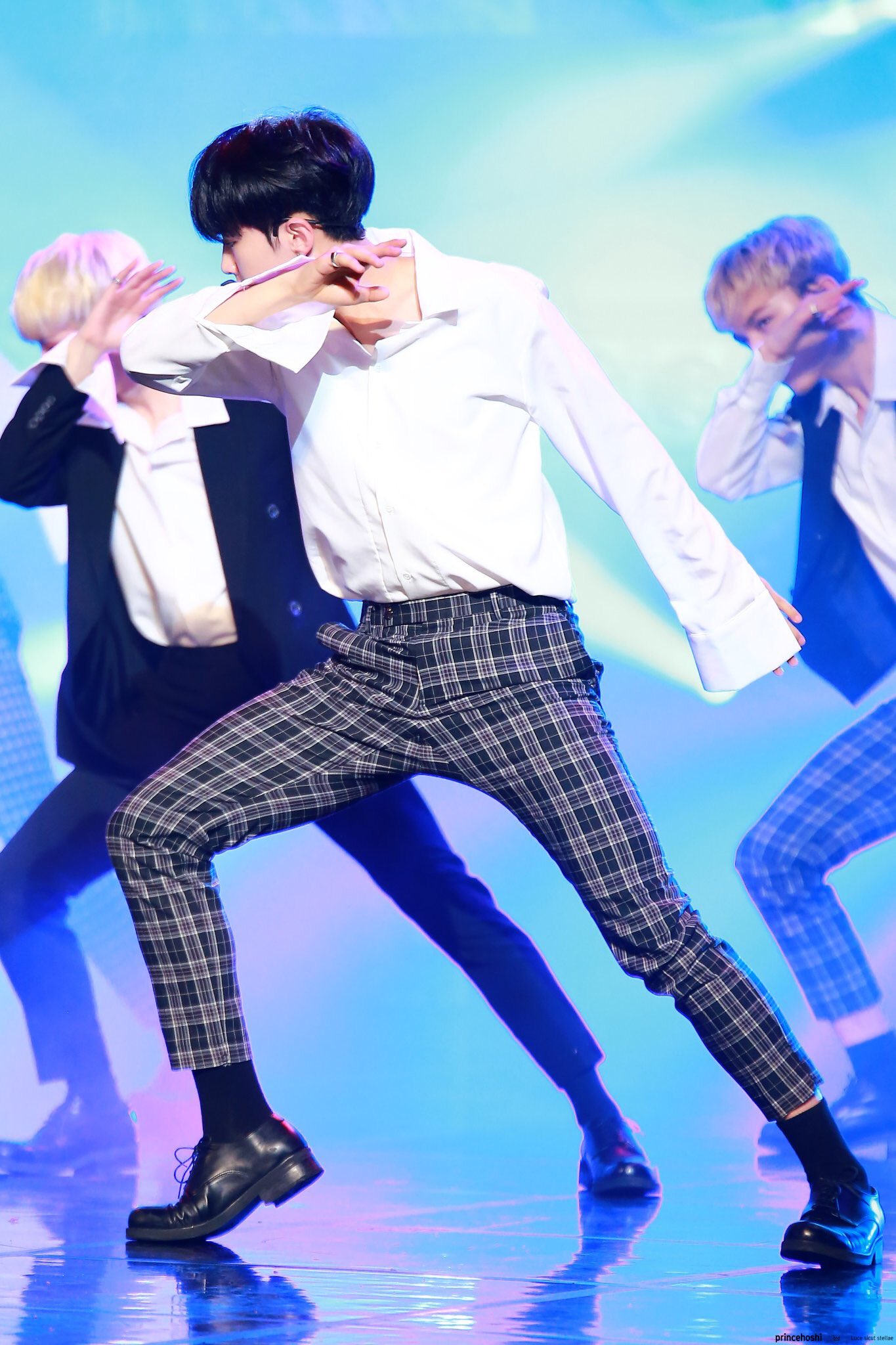 세븐틴 호시 진짜 비율 대박임.... | 인스티즈