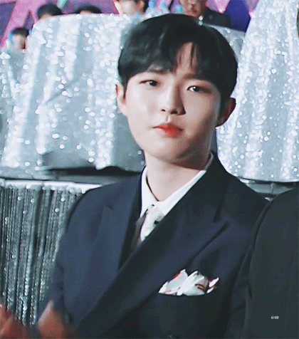 어제 끄듀에서 김재환 움짤 모음 | 인스티즈