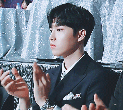 프로듀스 개인연습생 김재환 후원자, 워너원 김재환 얼굴 공개 | 인스티즈