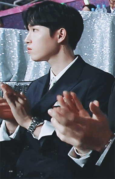 어제 끄듀에서 김재환 움짤 모음 | 인스티즈