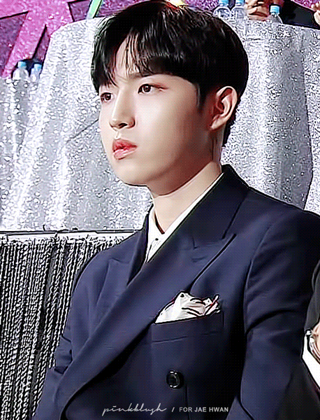 프로듀스 개인연습생 김재환 후원자, 워너원 김재환 얼굴 공개 | 인스티즈