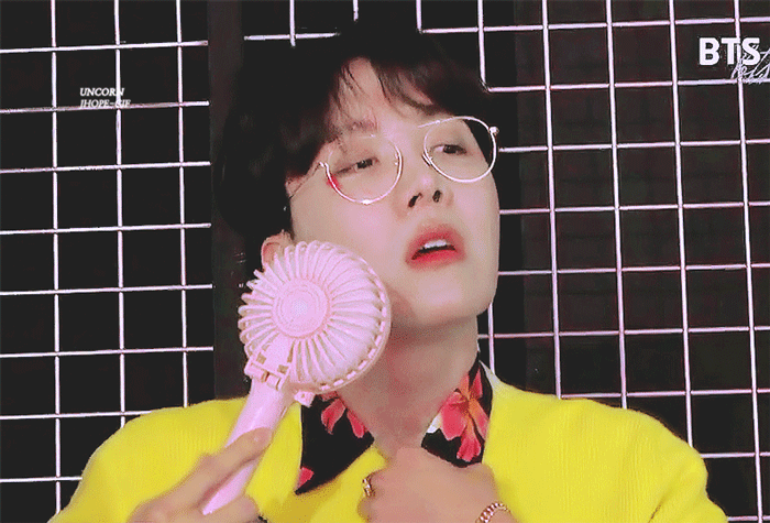 와씨 방탄 제이홉 이 짤 모범생이 일탈하고 열 올라서 식히는 것 같아... | 인스티즈