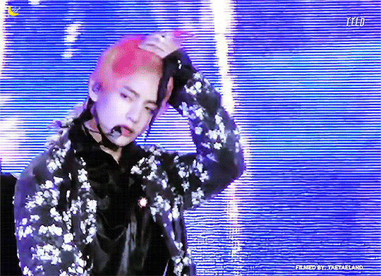 뷔 진짜 얼굴 대박이다 | 인스티즈