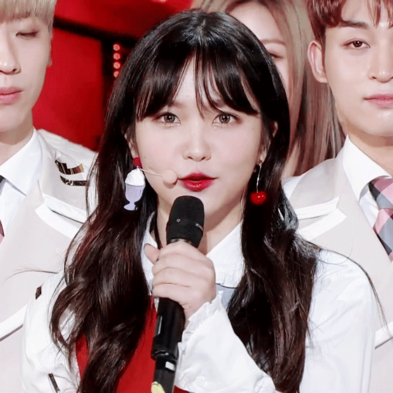 난 ㅇ예리 숱 많은 앞머리 너무 좋아 답답한데 그 답답함이 좋아(?) | 인스티즈