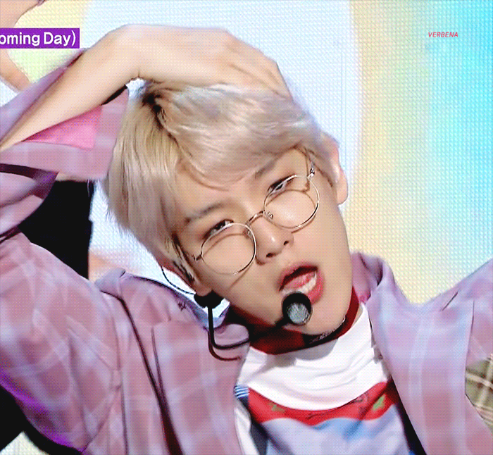 엑소 백현 이런 안경 쓴거 좋다 | 인스티즈