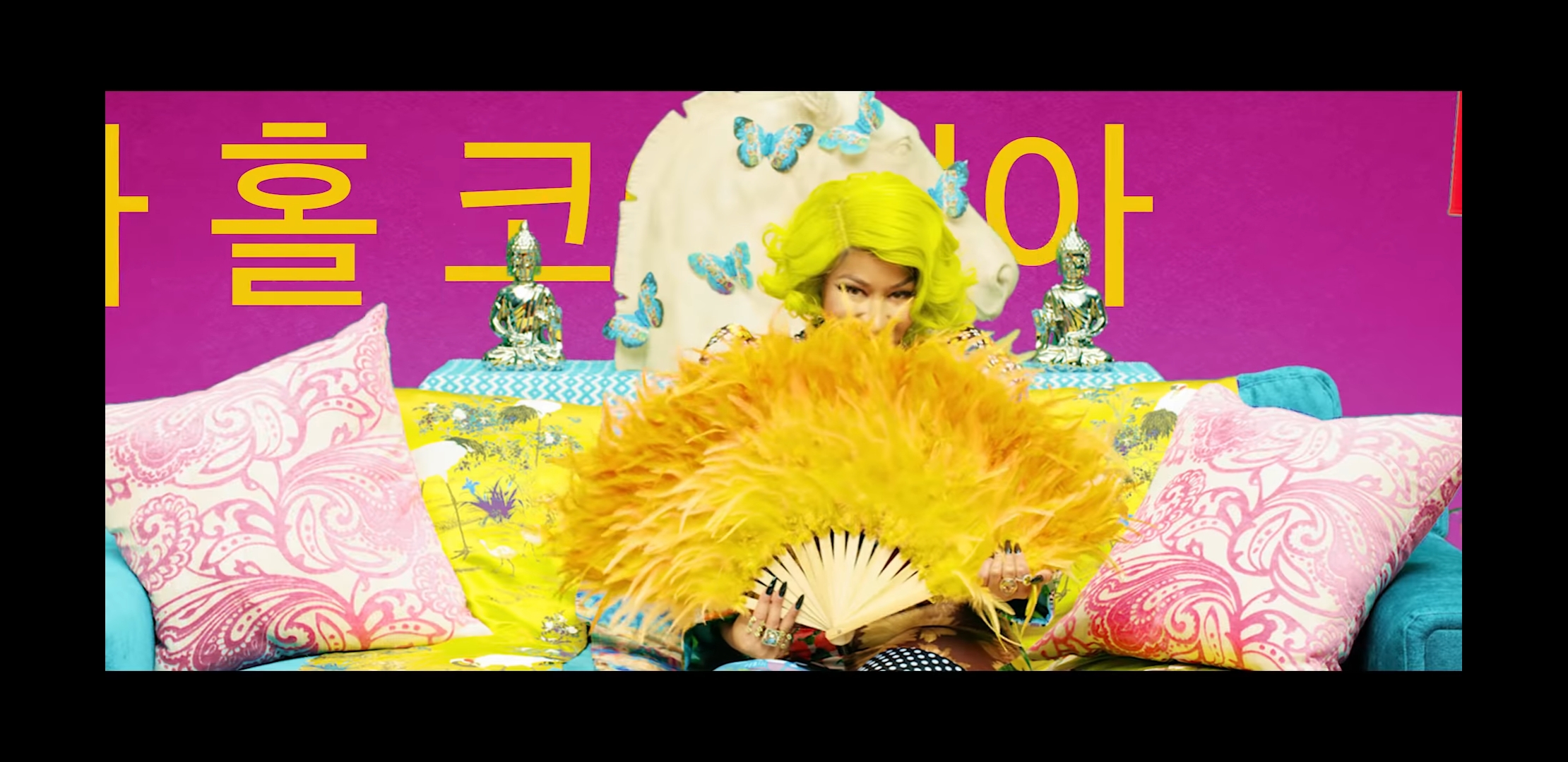 방탄 IDOL 니키미나즈 ver 뮤비 캡쳐 | 인스티즈