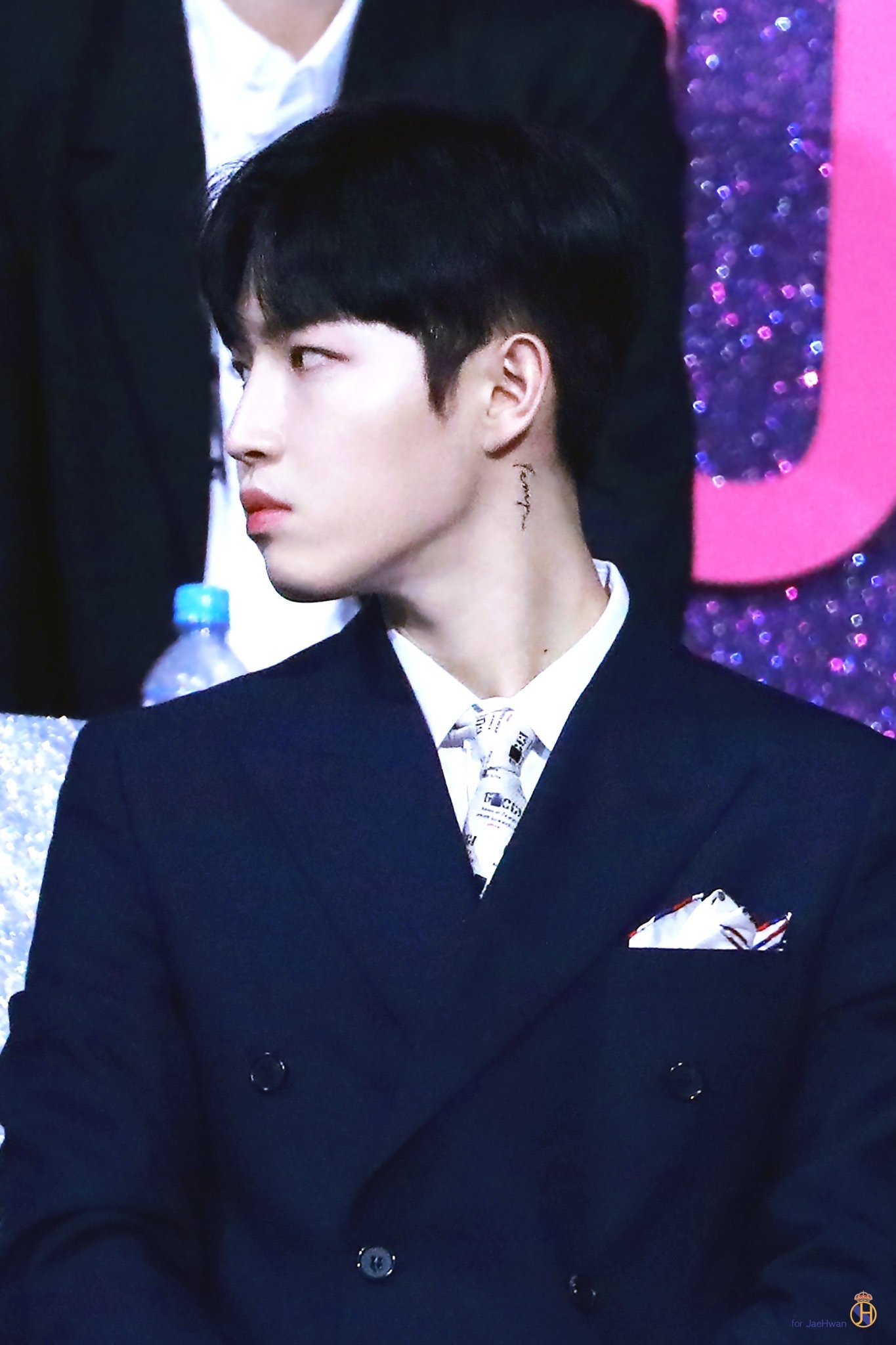 와씨 김재환이거 헤나야? | 인스티즈