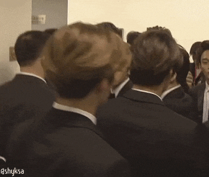 엑소랑 엘베 같이 탔는데 | 인스티즈