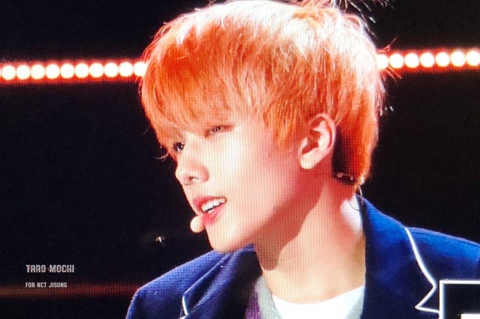 엔시티 지성 플이라서 말하는건데 이사진 두개 | 인스티즈