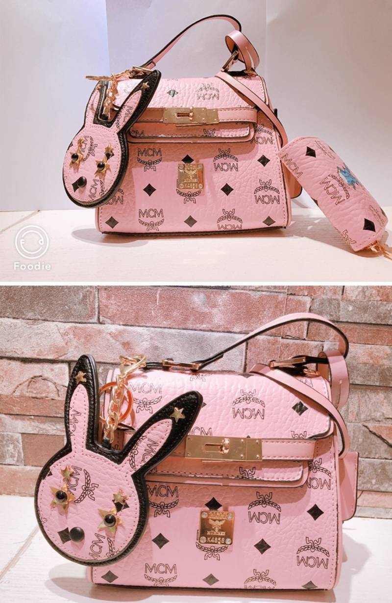 가방지름직전!! 7만원에 가방+지갑준대 살?말? | 인스티즈