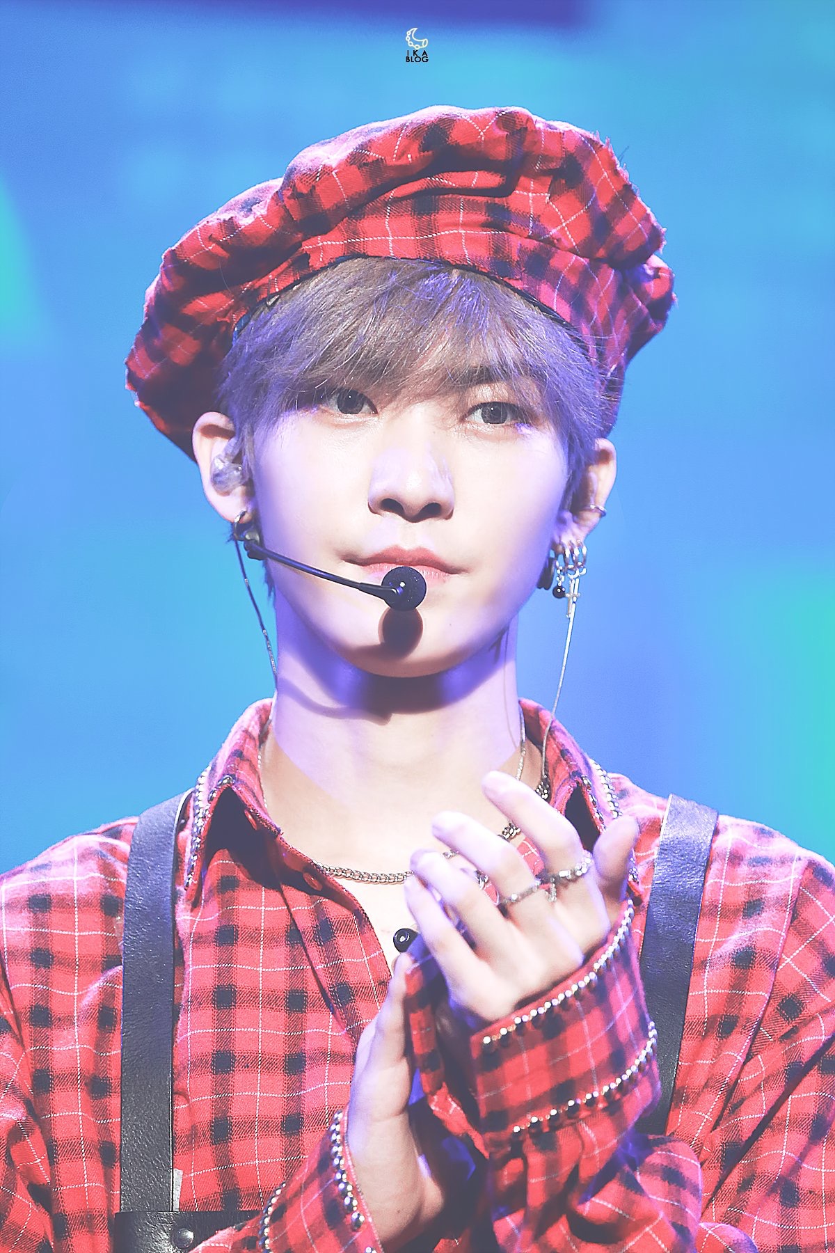 익인이들은 무슨 색 의상이 더 예뻐보이시나요 ㅠㅅㅠ | 인스티즈