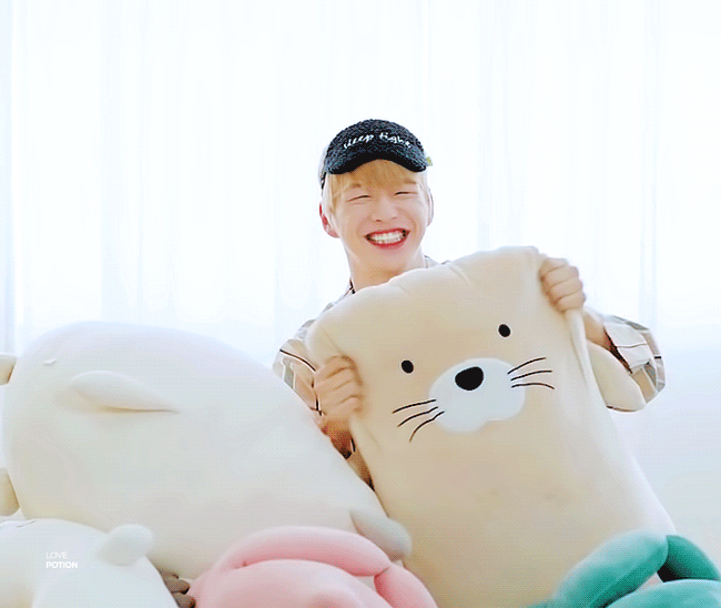 강다니엘 사랑해!!!!!!!!!!!! | 인스티즈