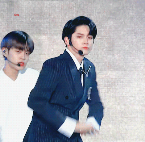 나 춤추는 옹성우 완전 사랑하잖아 | 인스티즈