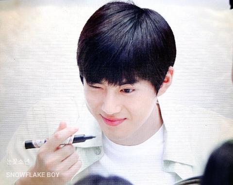 근데 진짜 준면이 뿡빵이라는 별명 | 인스티즈