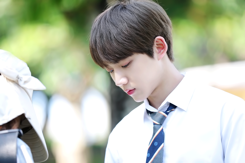 내 폰에 있는 아이돌 교복 짤들 | 인스티즈