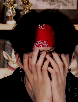 요즘 하루종일 방탄 슈가 생각만 함..이거 사랑인가봐 진짜 | 인스티즈