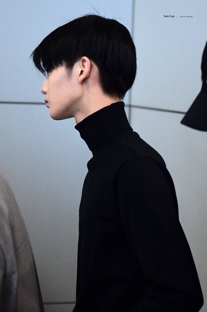 진영이 크고 있구나 잘 느껴지는 짤 이거 | 인스티즈