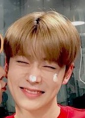 엔시티 재현 웃을 때 닮은 꼴 | 인스티즈