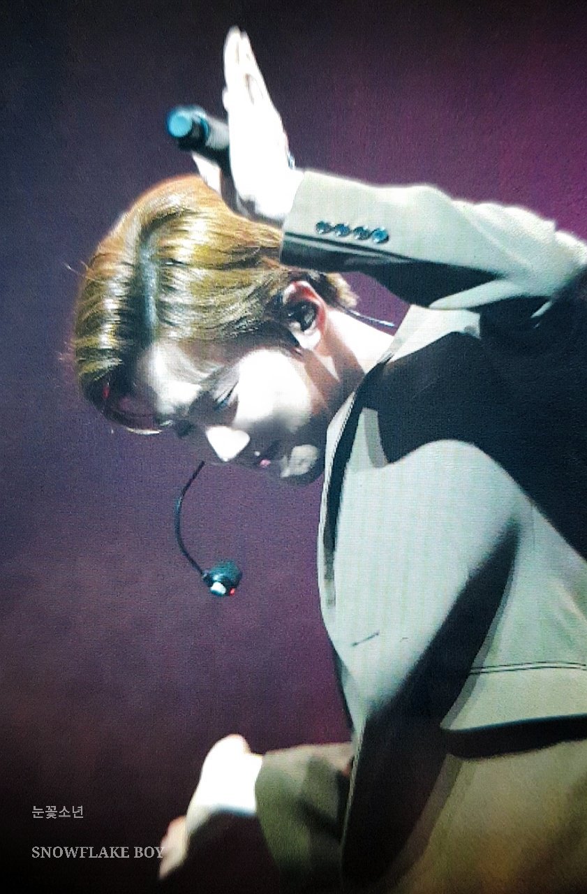 아니 엑소 기껏 베를린까지 가서 이거 하고왔다고? | 인스티즈