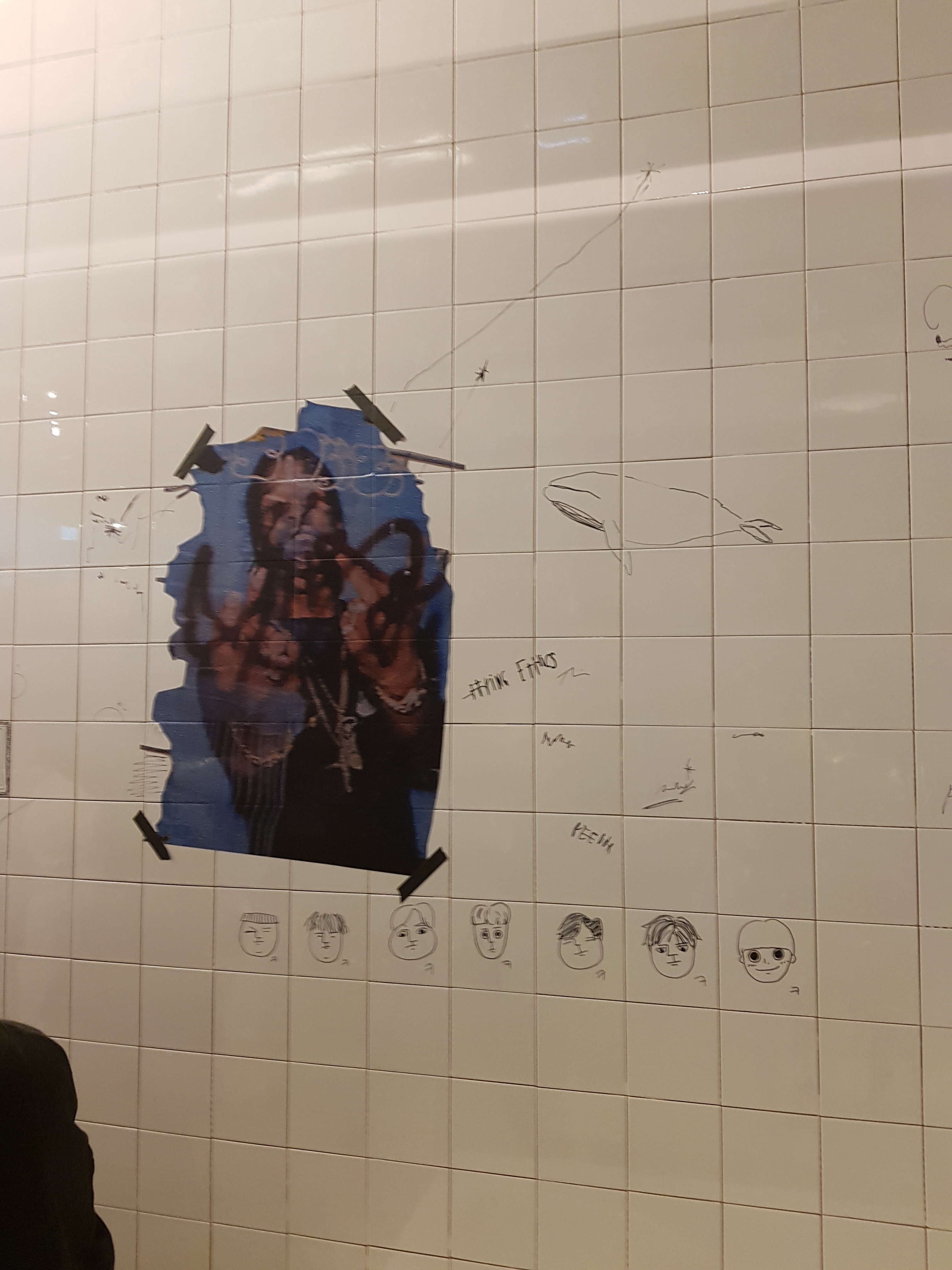 방탄 관심있는 사람들이 이번 전시회 꼭 가야하는 이유(ㅅㅍ | 인스티즈