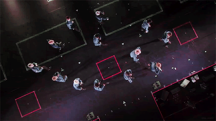 무대를 위에서도 봐야 아는 아이돌 | 인스티즈