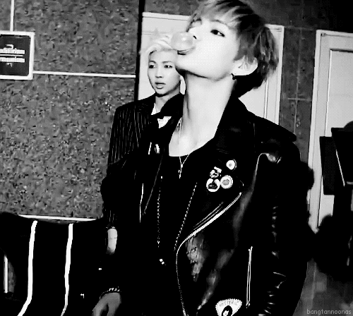 방탄 뷔 호전 때가 날티 갑임 ㅋㅋㅋㅋㅋㅋㅋㅋ | 인스티즈