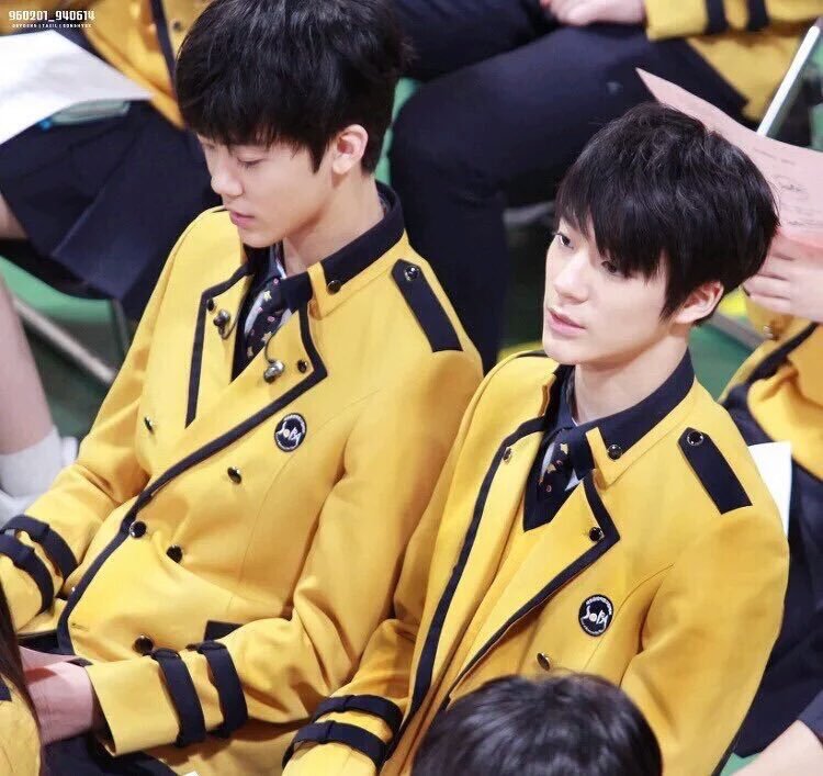 얘네는 무슨 입학식 졸업식이 다 홈마사진이얔ㅋ큐ㅠㅠㅠㅠ | 인스티즈