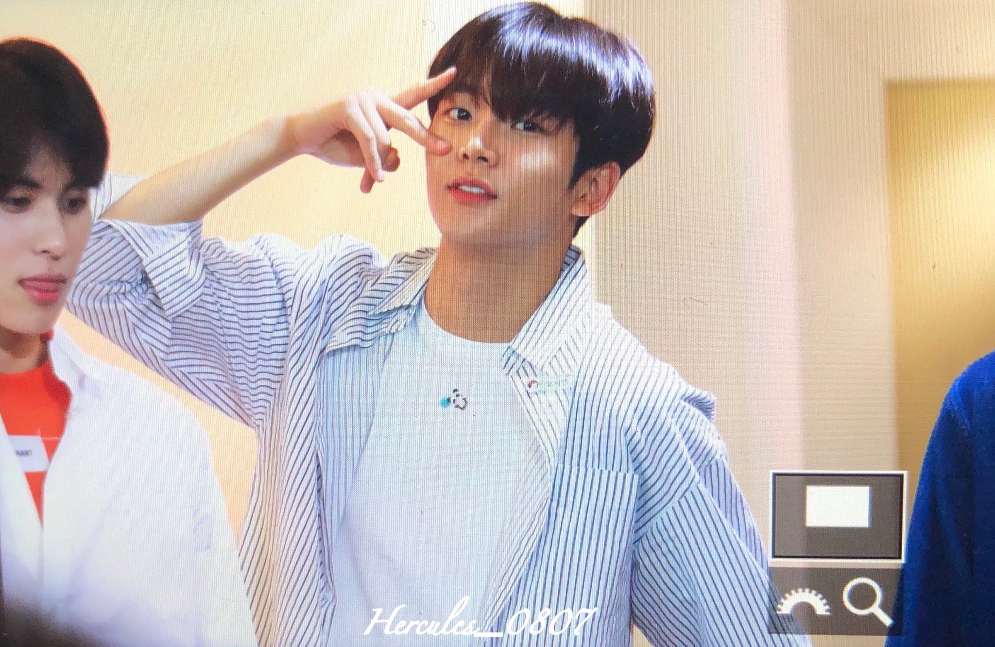 오늘자 머리덮은 로운 보고 갈 사람 | 인스티즈