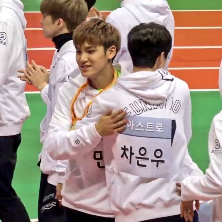 ❤️아스트로 세븐틴 친목 너무 좋아 ㅠㅠㅠㅠㅠㅠ😆 | 인스티즈