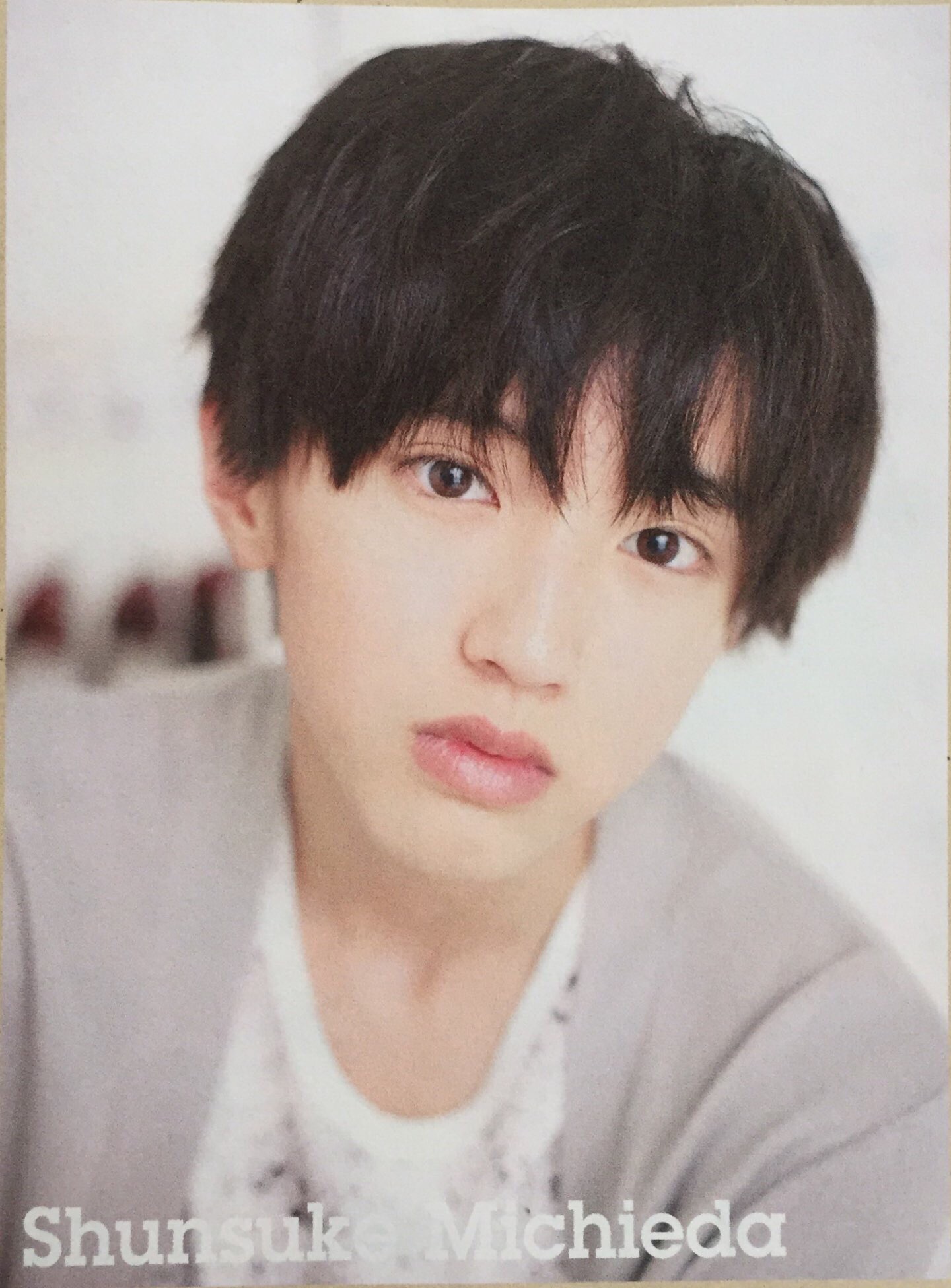 익인이들이 보기엔 누가 더 약간 우리나라 사람들이 선호하는 얼굴일까..? | 인스티즈