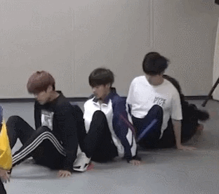 박우진 이대휘 같이 있는 동선 너무 좋아... | 인스티즈