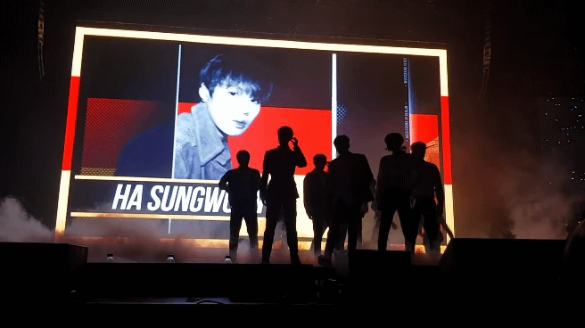 오늘자 강다니엘 청청 패션+무대시작 전 몸풀기 | 인스티즈