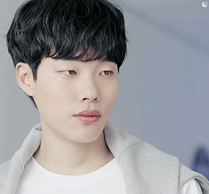 하이라이트랑 류준열 팬들아 제수호 지수호 친목은 아직이니 | 인스티즈