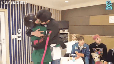 로찬독방이라니 신나서 엉덩이로문워크하고싶음... | 인스티즈