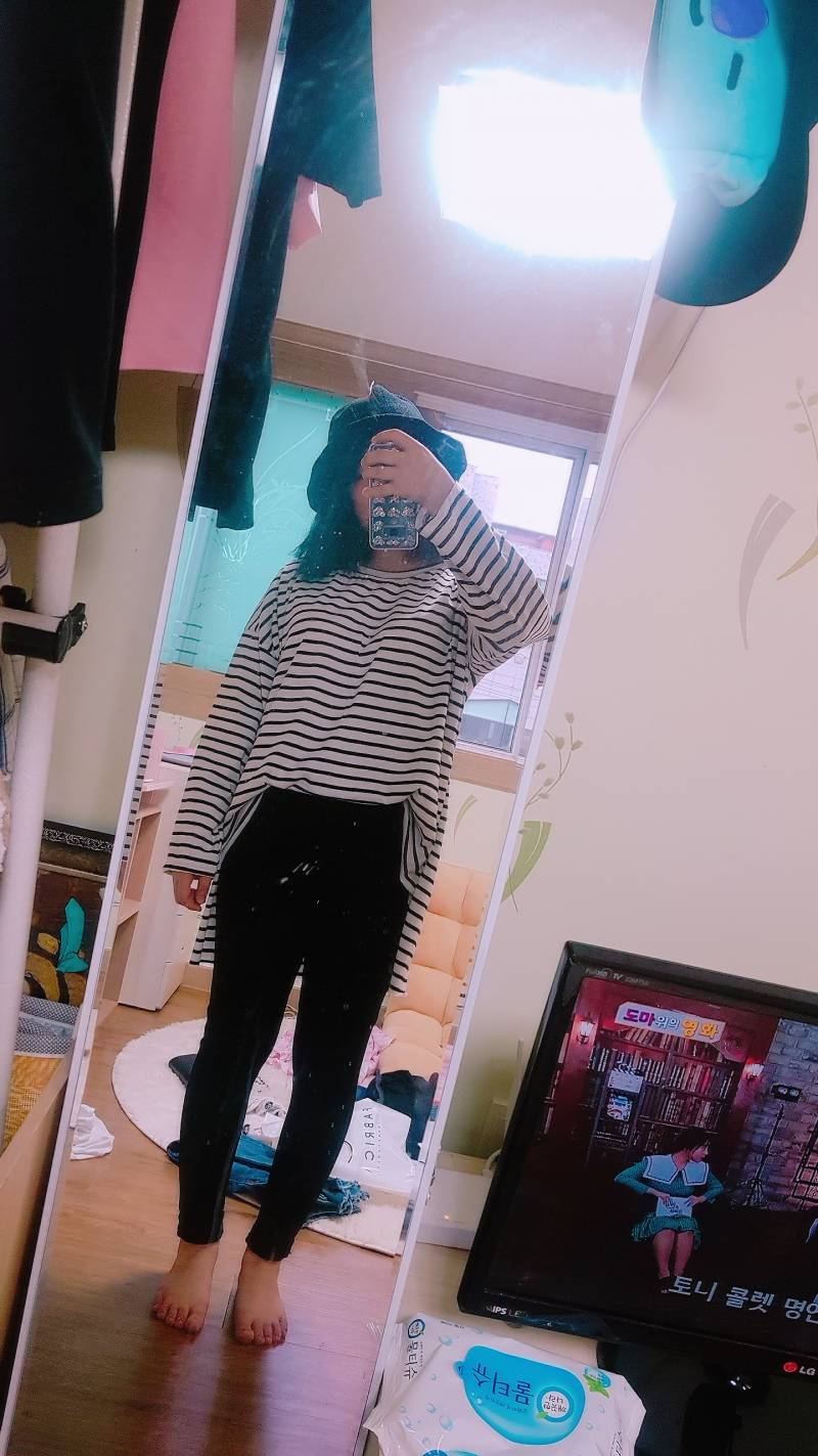 옷가게에서 는 되게 이뻐보였는데 | 인스티즈