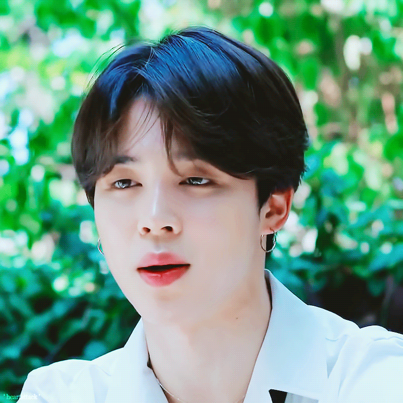 방탄 뷔 생일 표현한 것 중에 지민이랑 친구하려고 헐레벌떡 태어났다는 거 넘 조아해 | 인스티즈