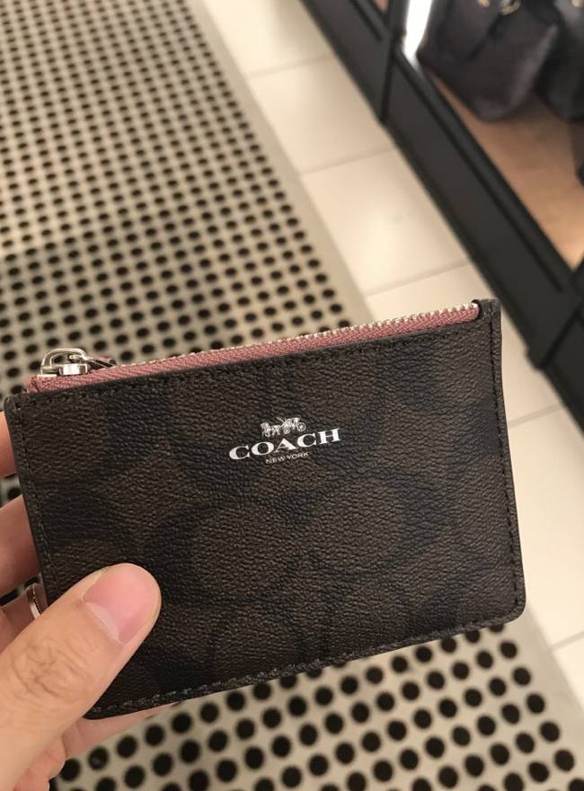 익들아 지갑 골라주고 가줘💛 | 인스티즈