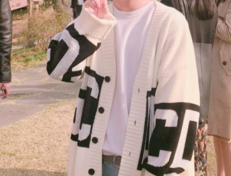 이 가디건 혹시 어디껀지 아는 익! | 인스티즈