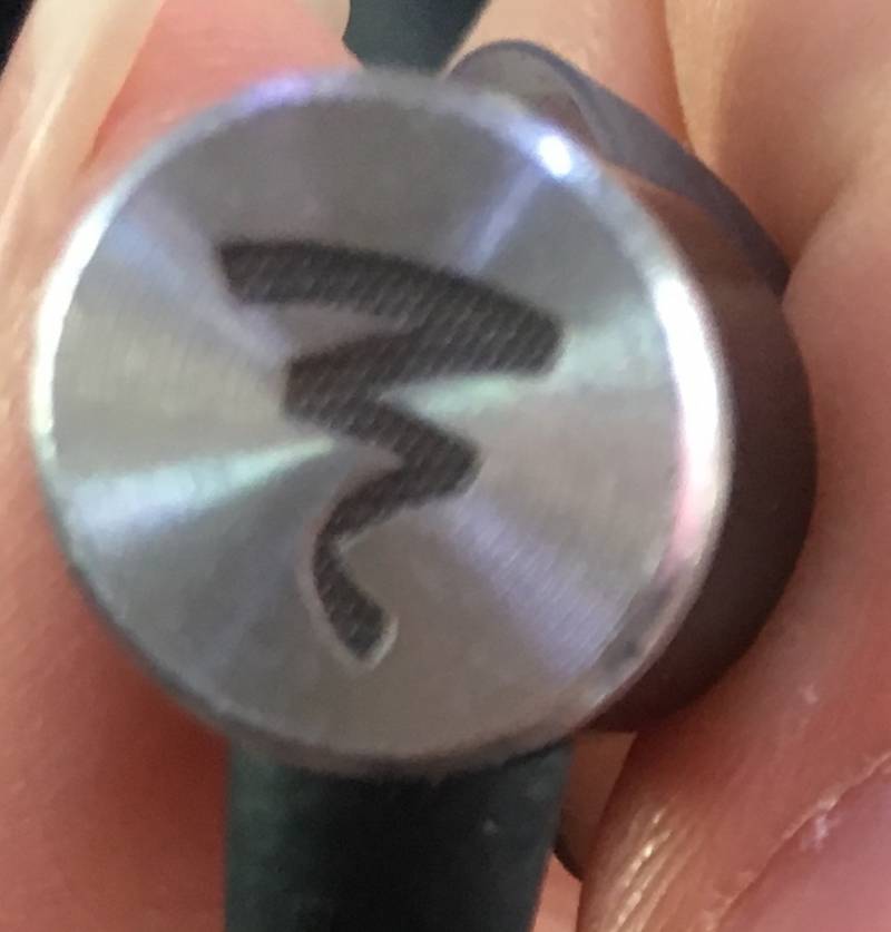 이거 이어폰 브랜드 뭐야??? | 인스티즈