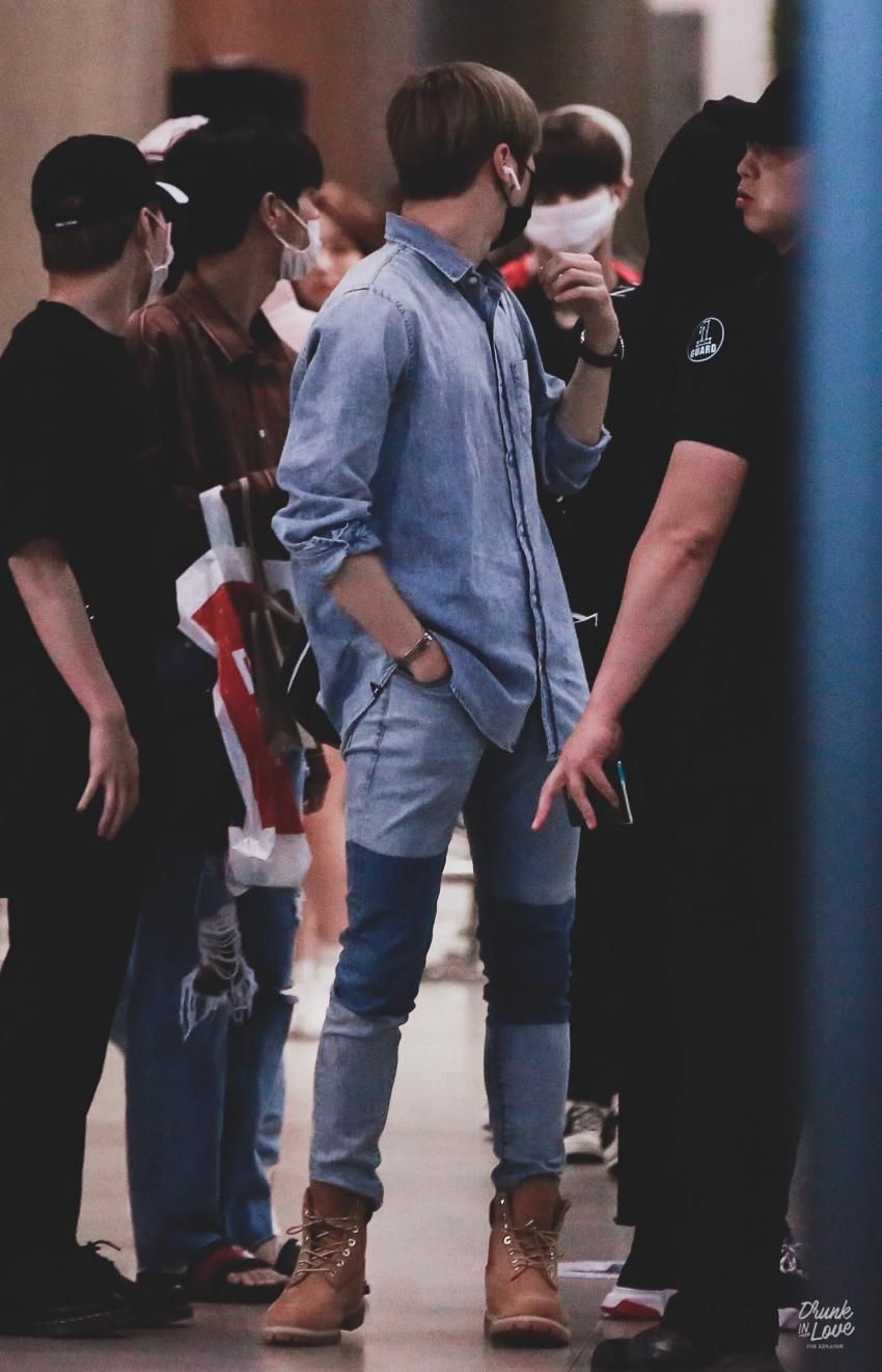 다니엘 그냥 뒤돌아보고 서있기만 하는데 아 쩐다진짜 | 인스티즈