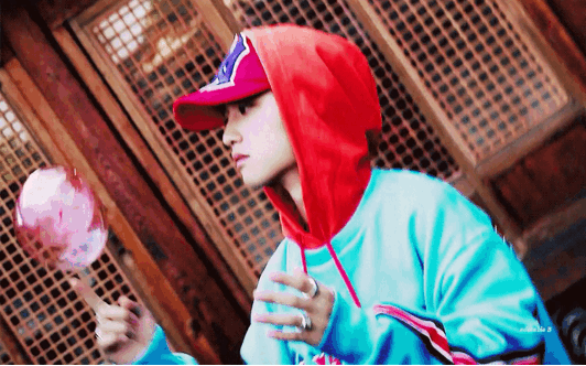 근데 도경수 왜그래 | 인스티즈