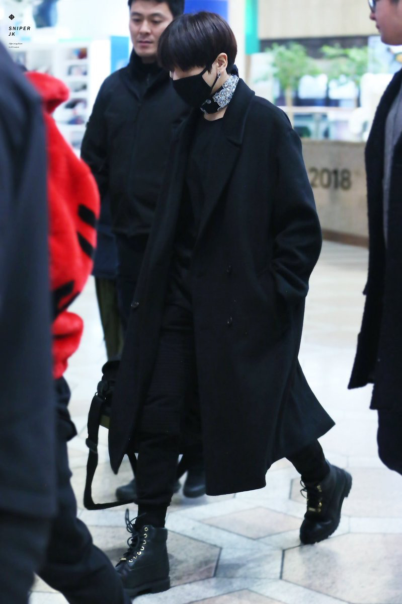 방탄은 사복 올블랙도 다 느낌이 다르다 | 인스티즈