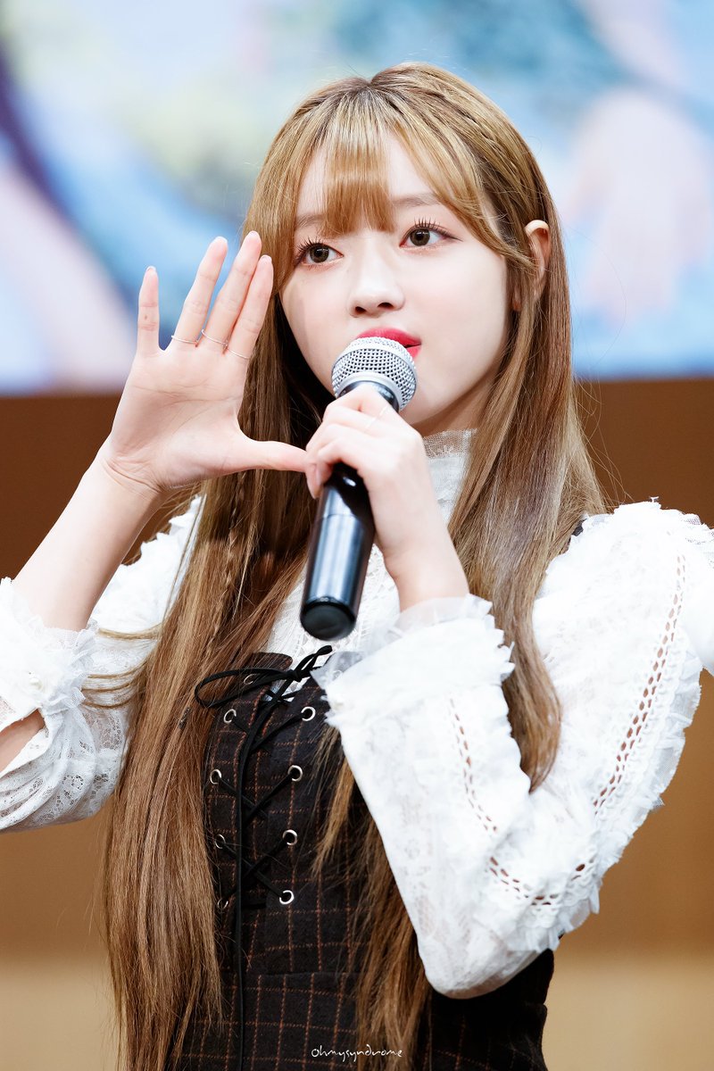 옴걸 유아 진짜 인형같아.... 너무 예뻐.............. | 인스티즈